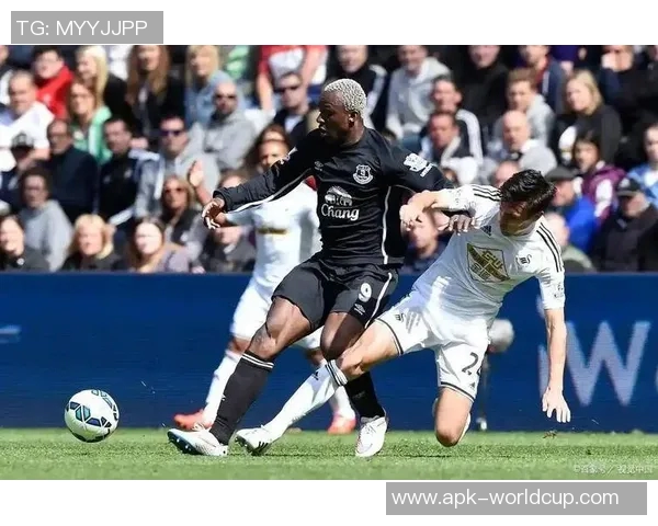 阿森纳与里昂激战成平局比分揭晓精彩瞬间回顾